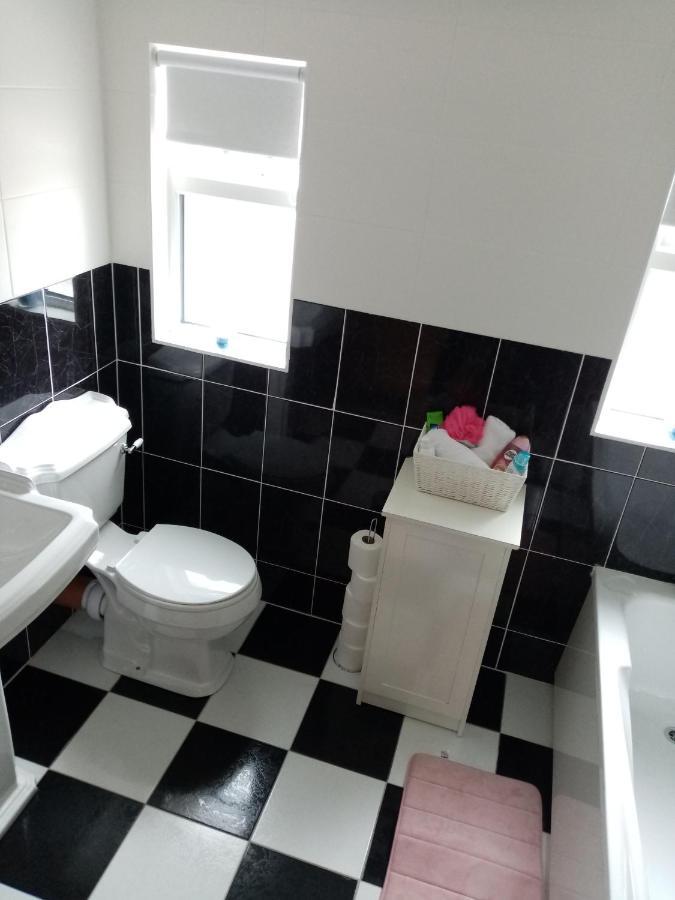 Apple Tree Cottage Rooskey Екстериор снимка